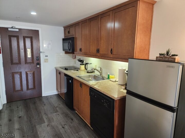 Property Photo: 200 State Rt 94 Unit 234 NJ 07462