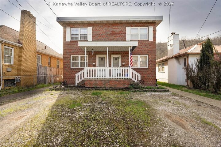 Property Photo:  122 Arlington Avenue  WV 25302 