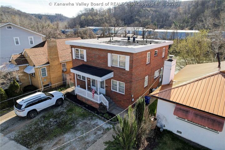 Property Photo:  122 Arlington Avenue  WV 25302 