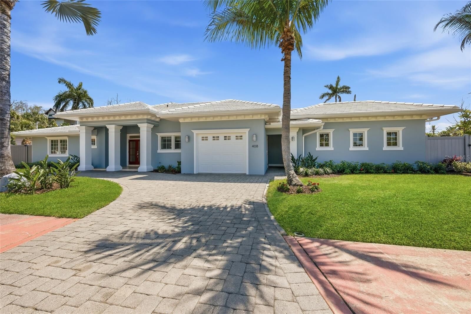 Property Photo:  408 Jackson Drive  FL 34236 