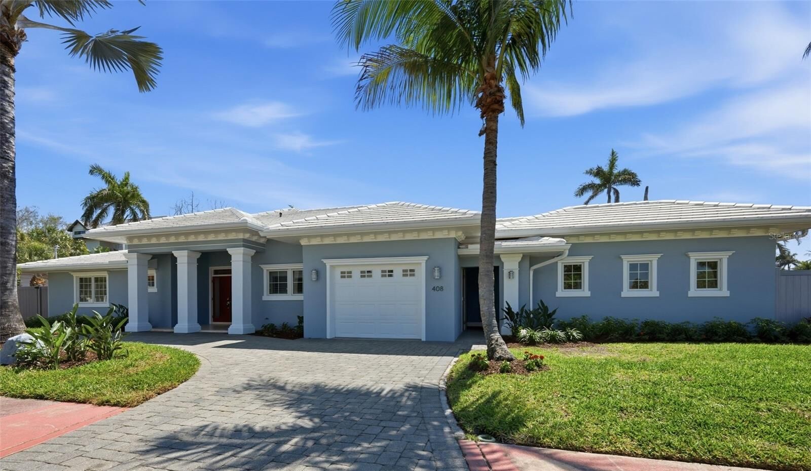 Property Photo:  408 Jackson Drive  FL 34236 