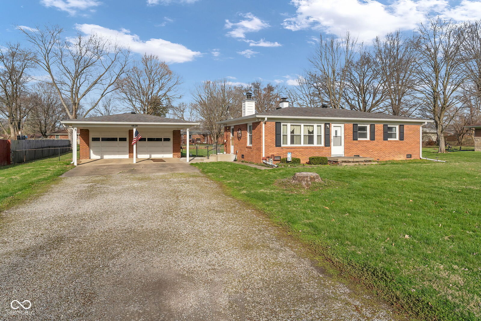 Property Photo:  4828 Oaknoll Drive  IN 46221 
