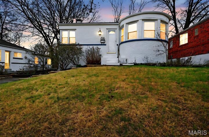 Property Photo:  7406 Brunswick Avenue  MO 63119 