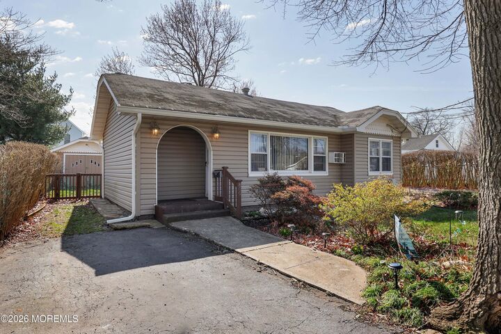 Property Photo: 809 Shadylawn Way NJ 07735