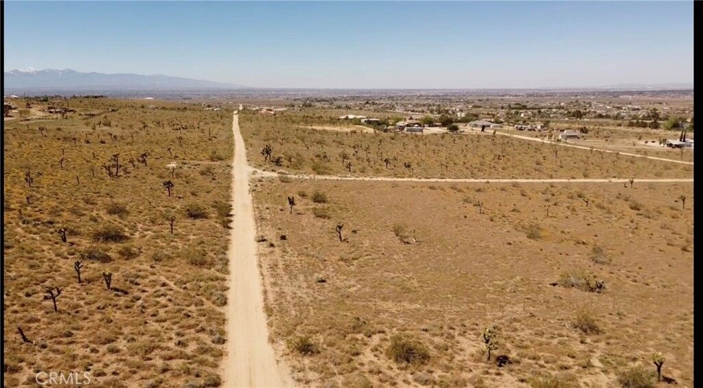 Property Photo:  1 Japatul Rd  CA 92308 