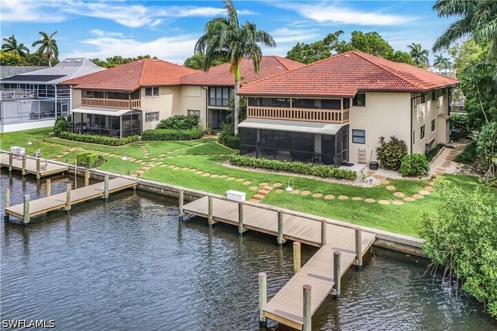 Property Photo: 1390 Chesapeake Avenue 1390 FL 34102