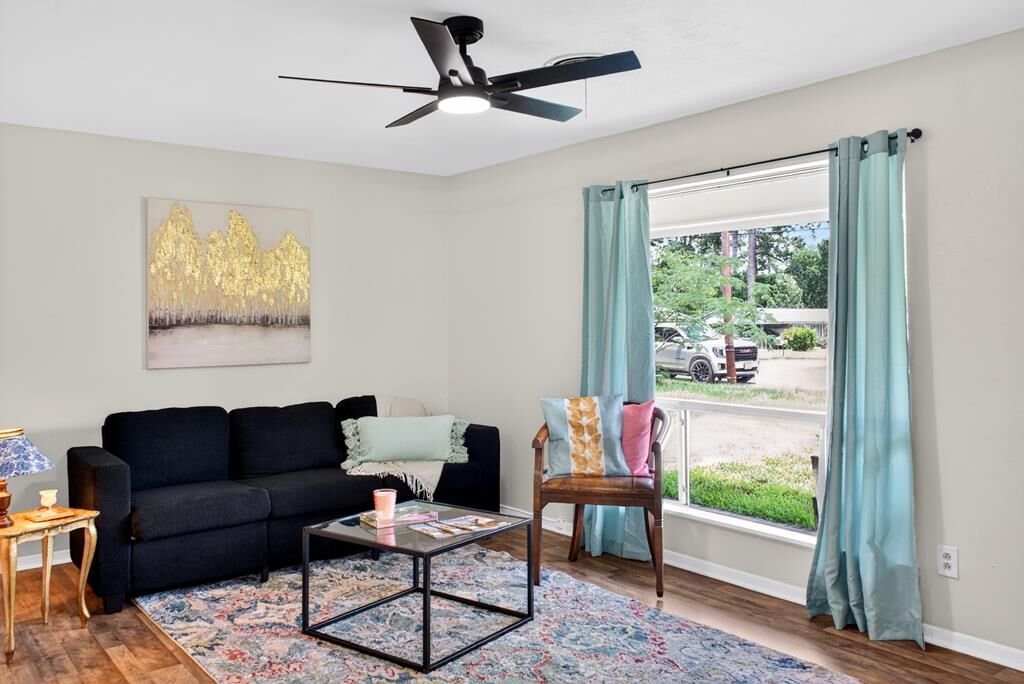Property Photo:  407 Oleta St Oleta Street  TX 75904 