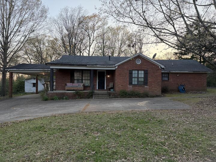 Property Photo: 117 Cr 506 MS 38868