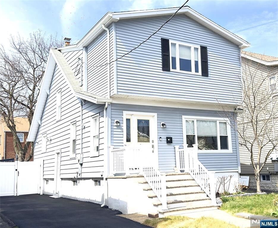 Property Photo:  9 Chestnut Street  NJ 07031 