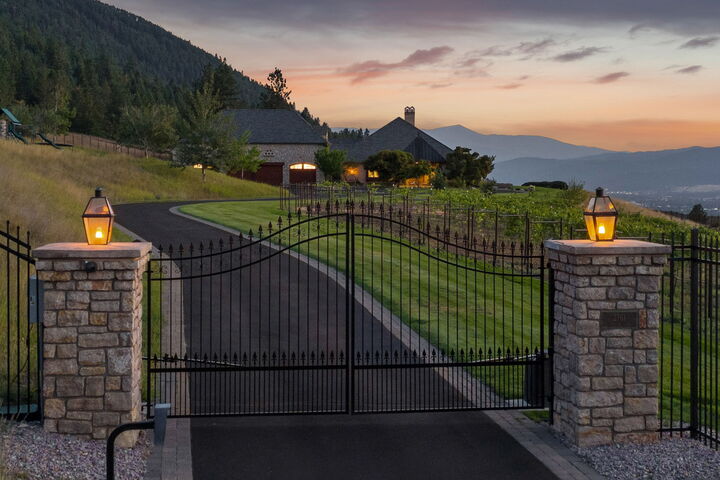 Property Photo:  2722 Contour Road  MT 59802 