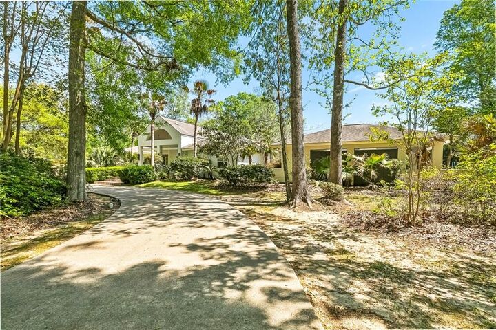 Property Photo:  42 Mistletoe Drive  LA 70433 