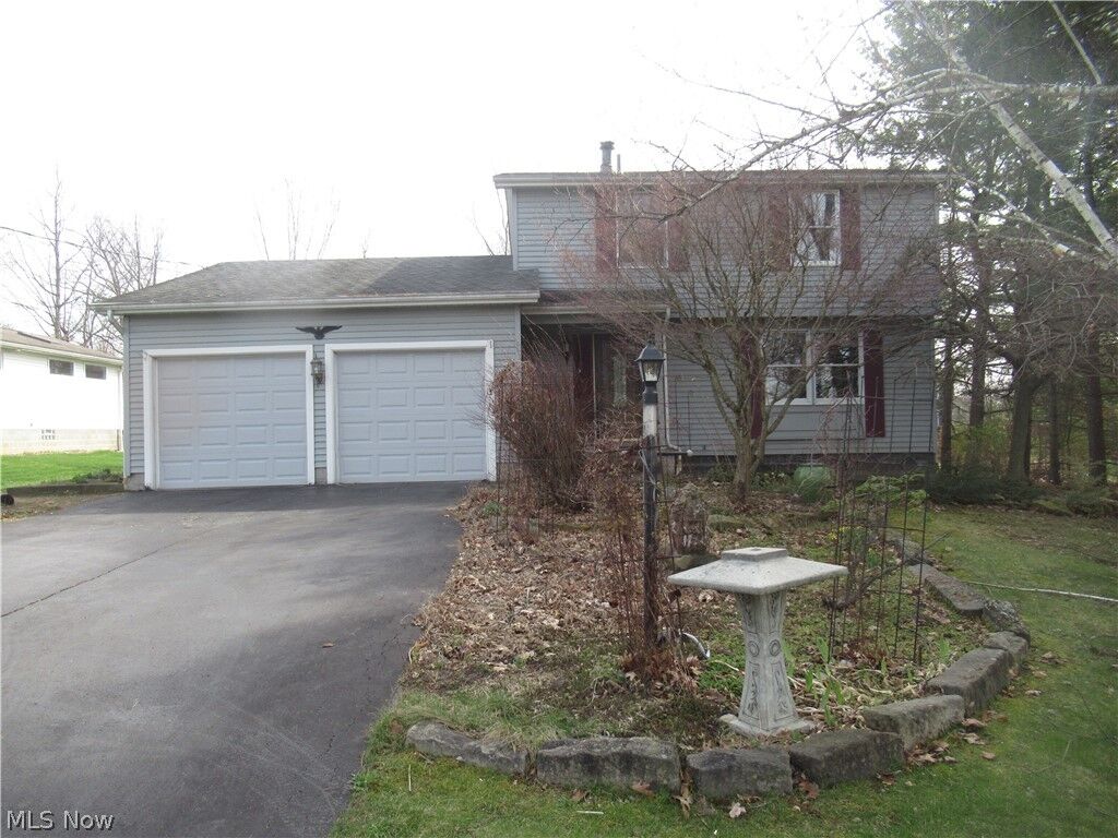 Property Photo:  6919 Kirk Road  OH 44406 