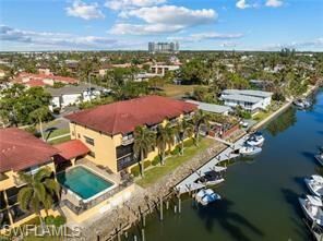 Property Photo: 1400 Blue Point Ave 207 FL 34102