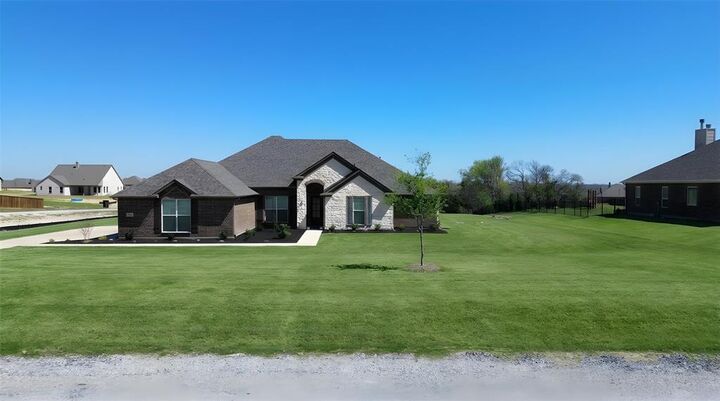 Photo de la propriété:  736 Majors Road  TX 75495 