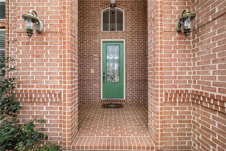 Property Photo:  6100 W Bainbridge Drive  AR 72758 