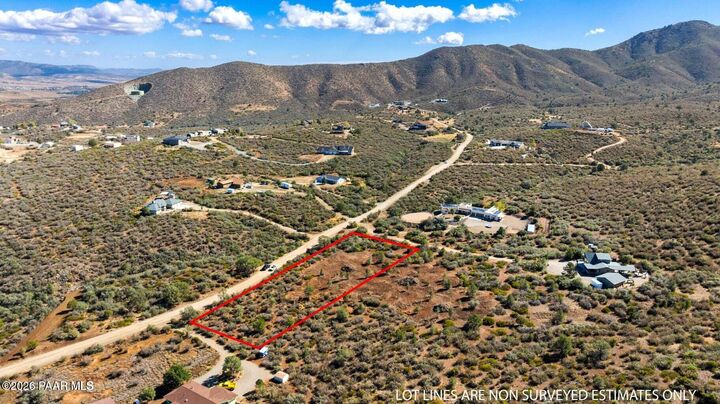 Property Photo:  6265 E Vista Del Oro Drive  AZ 86303 