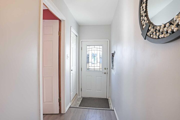 Property Photo:  85 White Pelican View  AB T1R 0X5 