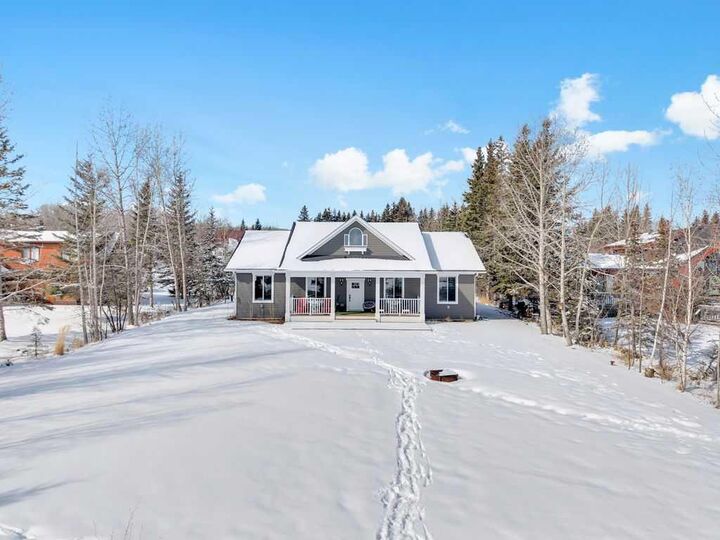 Property Photo: 5 Parkland Drive AB T0C 2J0