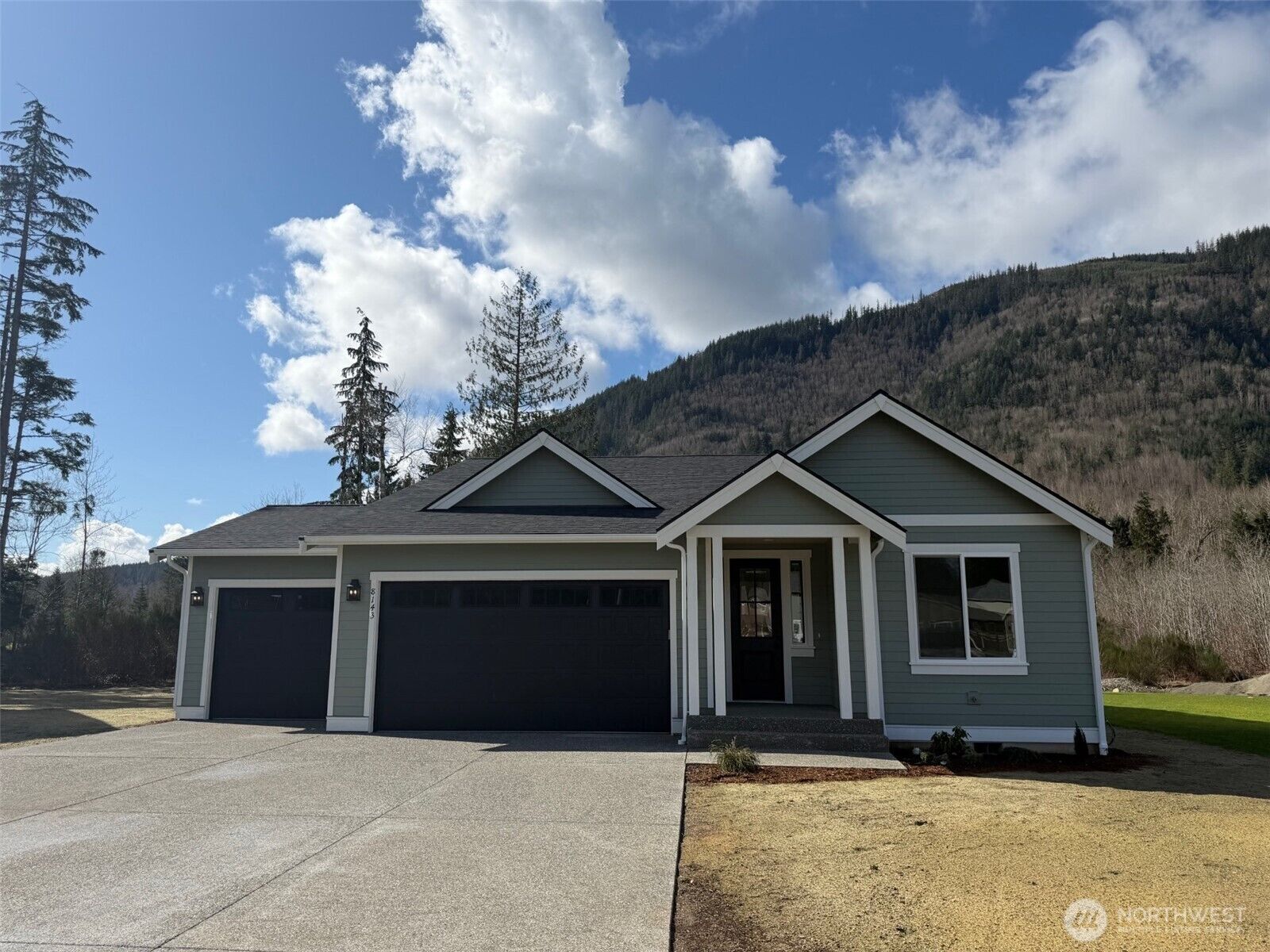 Property Photo: 8143 Peaceful Valley Court WA 98266