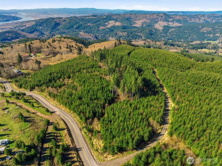 Property Photo:  1 Nka  China Garden Road  WA 98625 