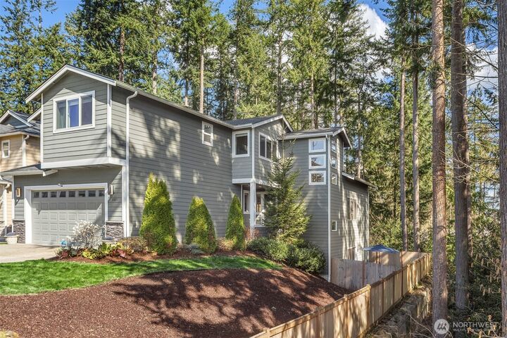 Property Photo:  11815  26th Drive SE  WA 98208 