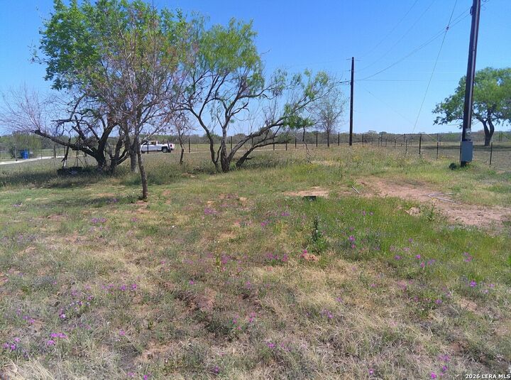 Property Photo:  510 Boyd  TX 78155 