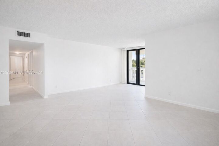 Property Photo:  1121 Crandon Blvd F206  FL 33149 