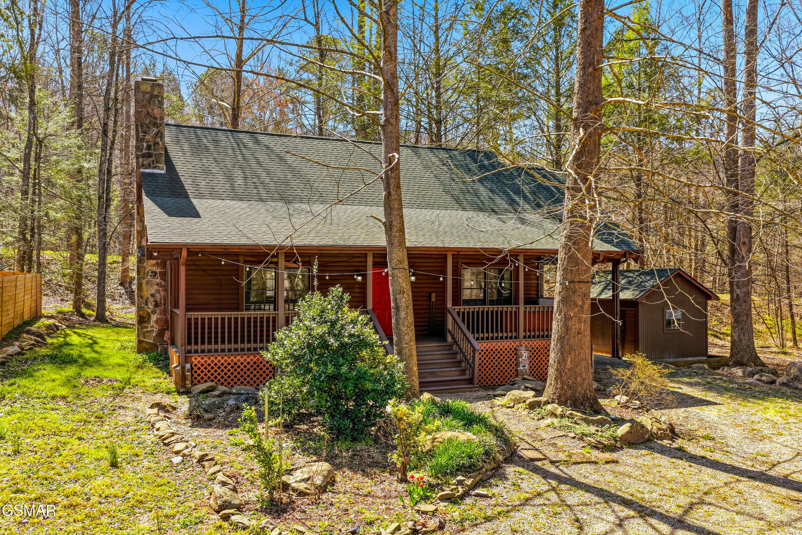 Property Photo: 4432 E Scenic Drive TN 37738