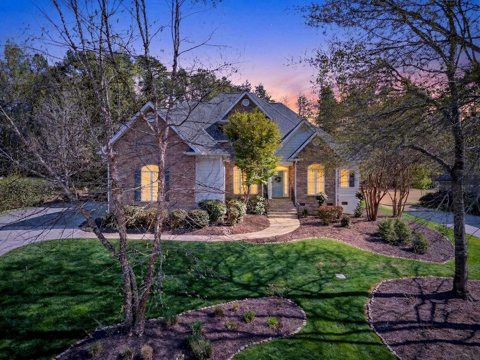 Property Photo:  717 Black Wolf Run  SC 29306 
