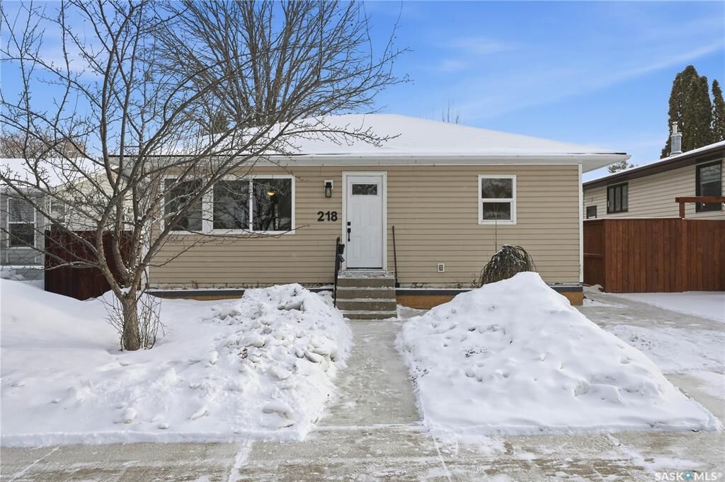 Property Photo: 218 Ash Street E SK S7J 0K1