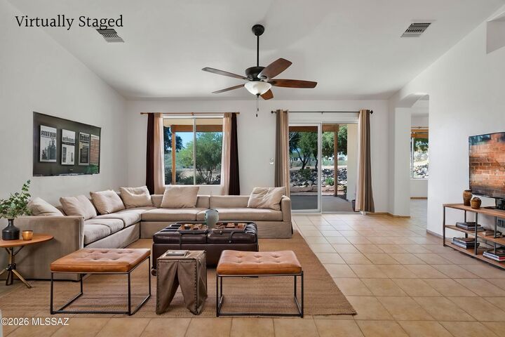 Property Photo: 544 Paseo Petirojo AZ 85648