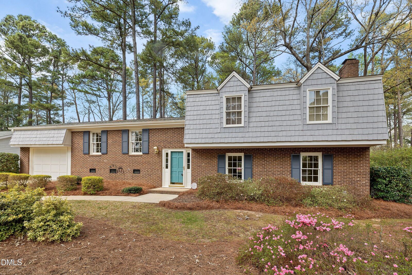 Property Photo:  1429 Falls Church Road  NC 27609 