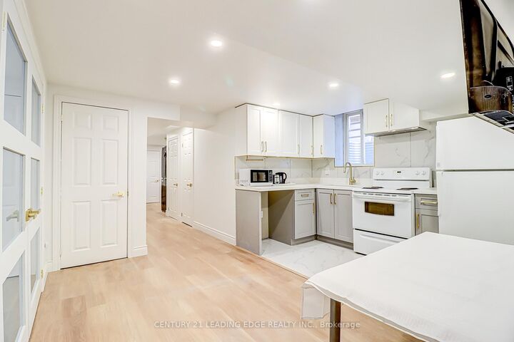 Property Photo:  376 Whitby Shores Greenway N/A  ON L1N 9R8 