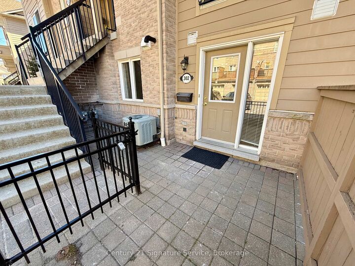 Property Photo: 4975 Southampton Drive 302 ON L5M 8E5