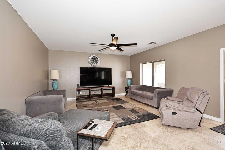 Property Photo: 23072 W Kimberly Drive AZ 85326