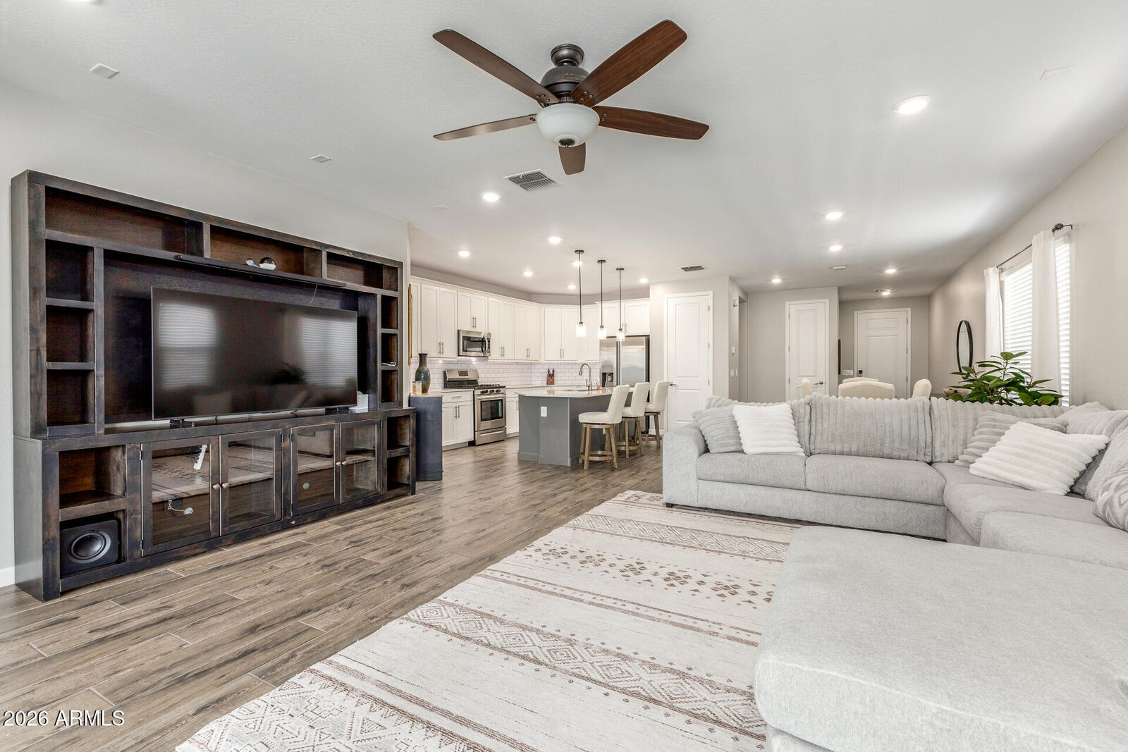 Property Photo:  542 W Rainbow Bridge Lane  AZ 85140 