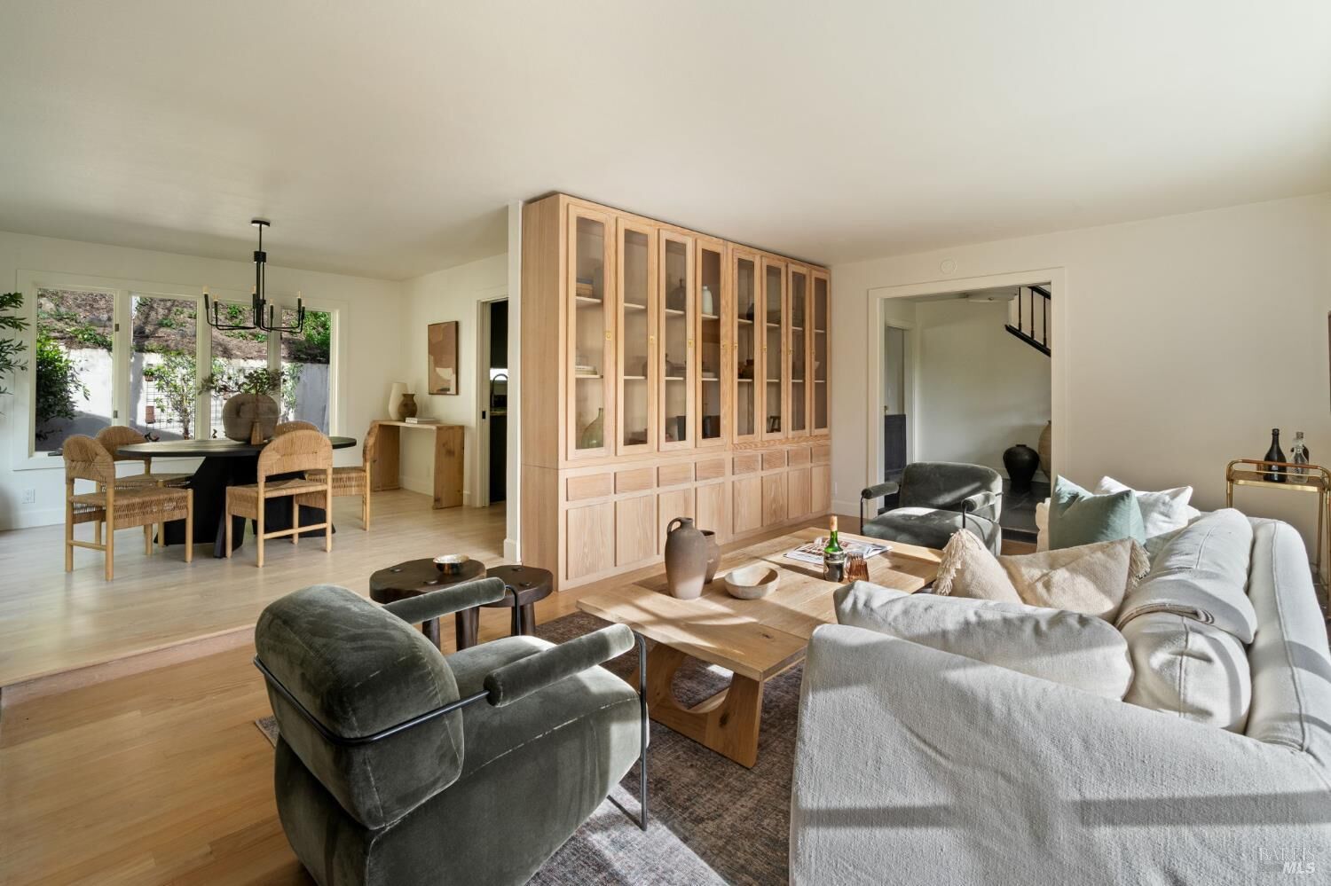 Property Photo:  21 Hillside Avenue  CA 94904 