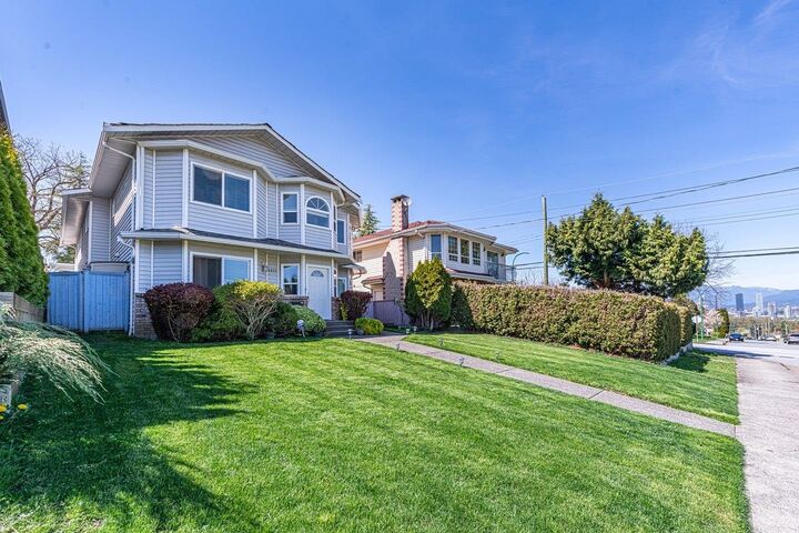 Property Photo: 5433 Elsom Avenue BC V5H 2Z7