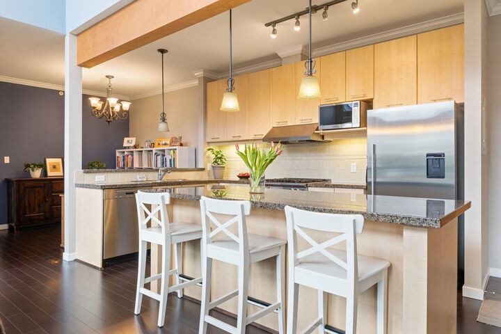 Property Photo: 560 Raven Woods Drive 514 BC V7G 2T3