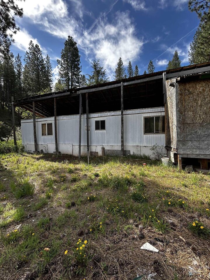 Property Photo: 8 Klondike Road ID 83716