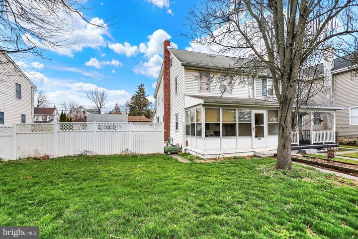 Property Photo: 468 Elizabeth Street PA 17034