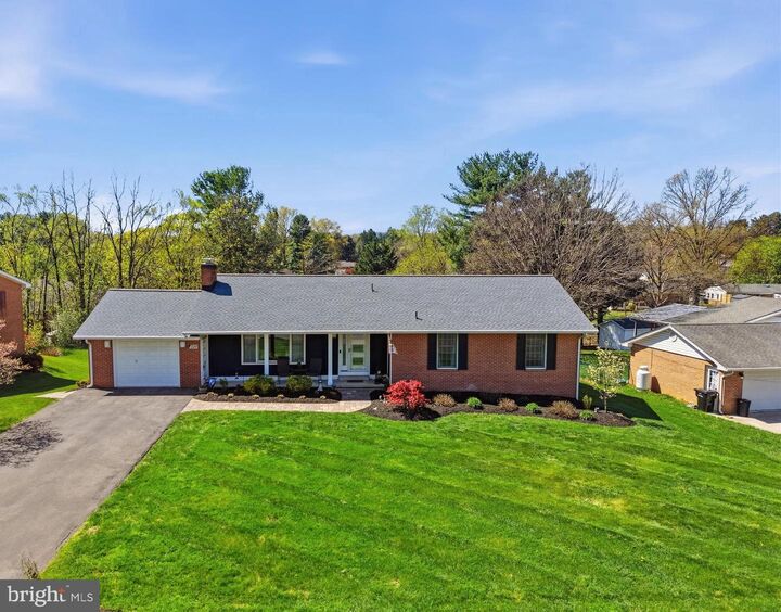 Property Photo:  329 Wood Avenue  VA 22601 