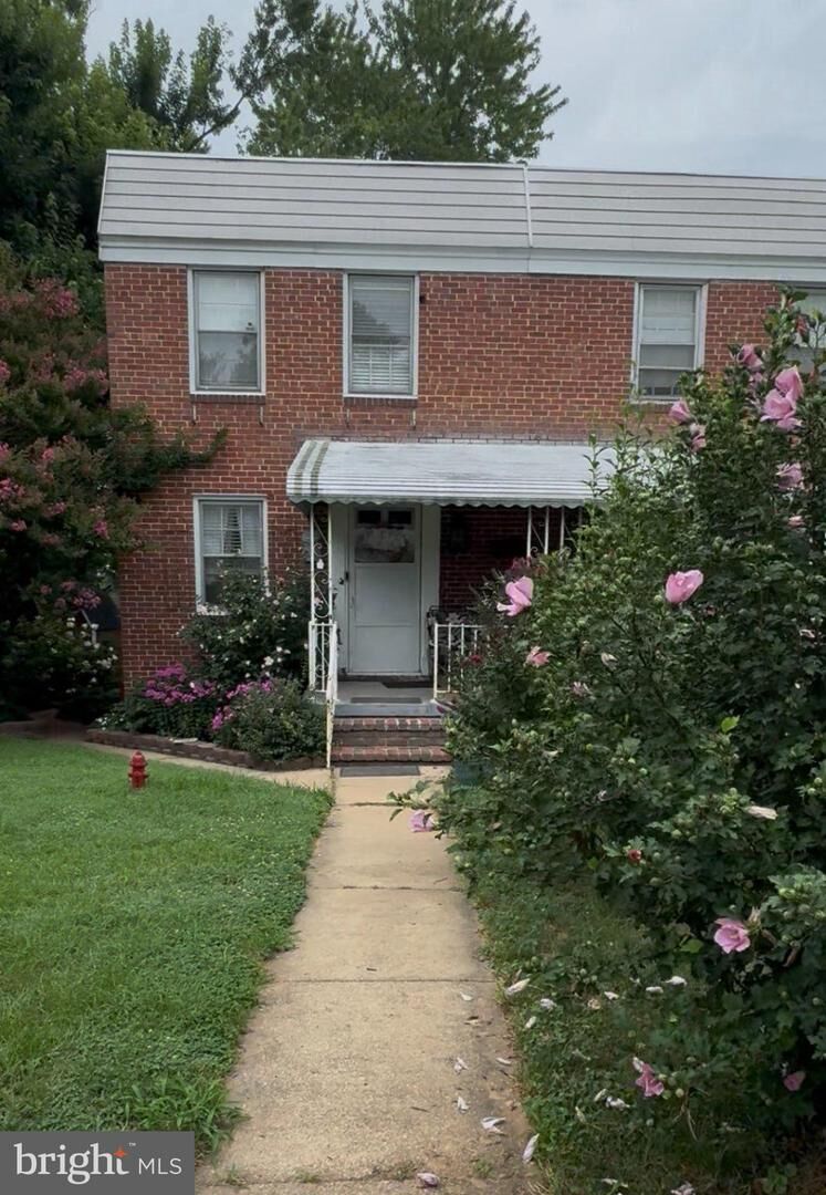 Property Photo:  2411 Arbuton Avenue  MD 21230 