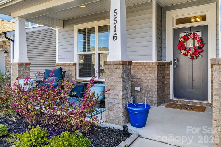 Property Photo: 5516 Verona Road NC 28213