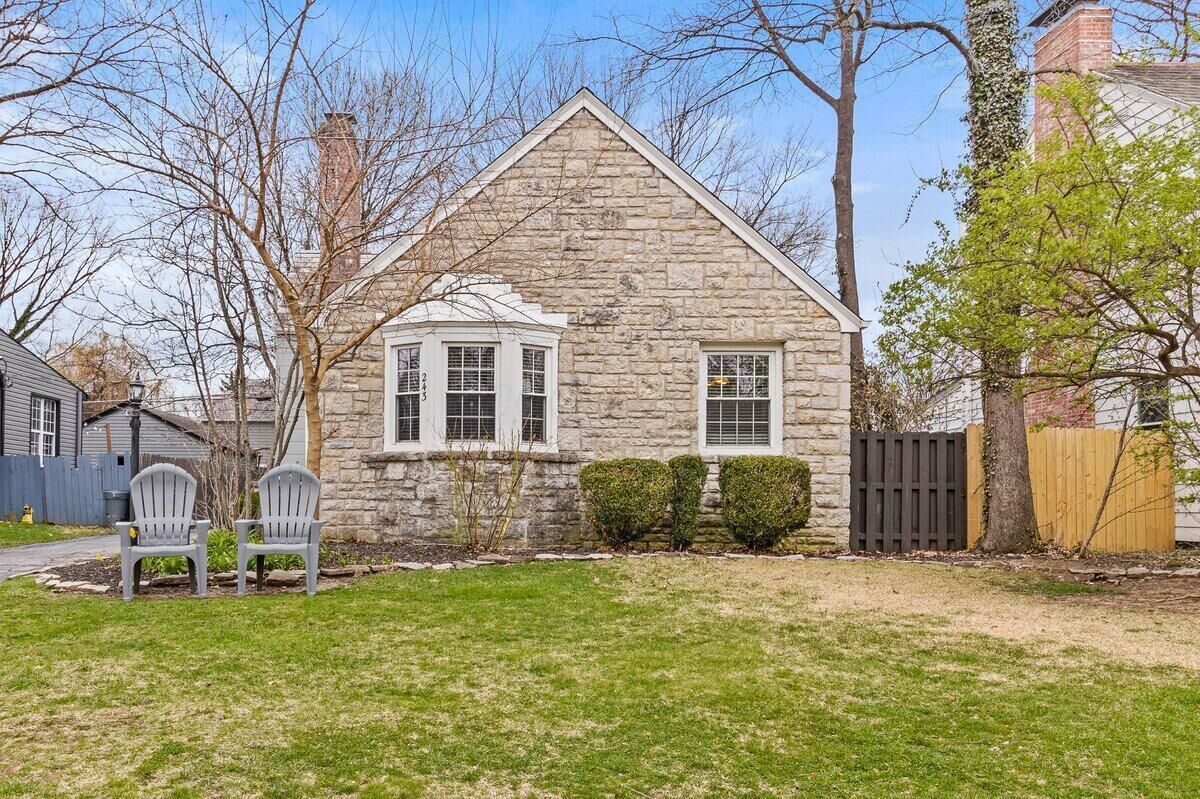 Property Photo: 243 N Stanwood Road OH 43209