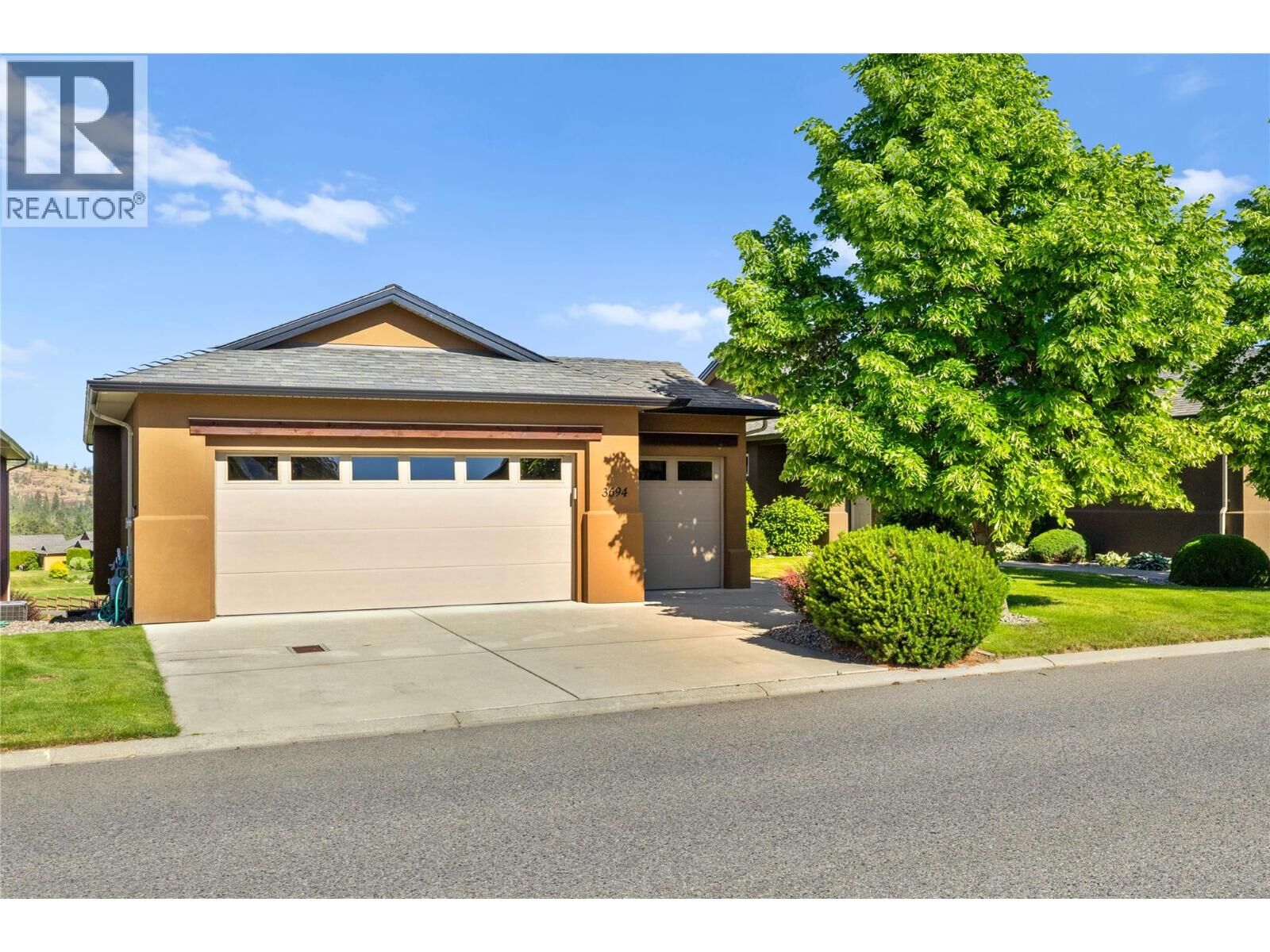 Property Photo: 3694 Sonoma Pines Drive BC V4T 2Y2