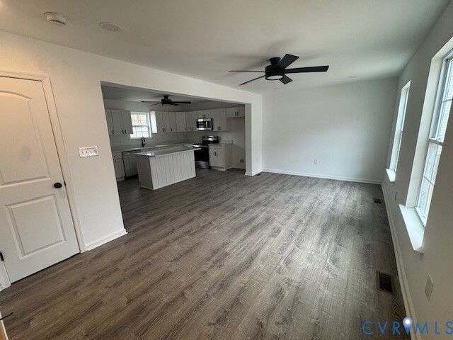 Property Photo:  1580 New York Avenue  VA 23860 