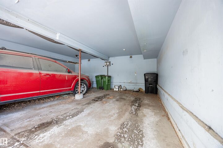Property Photo:  774 Abbottsfield Road NW  AB T5W 4R4 
