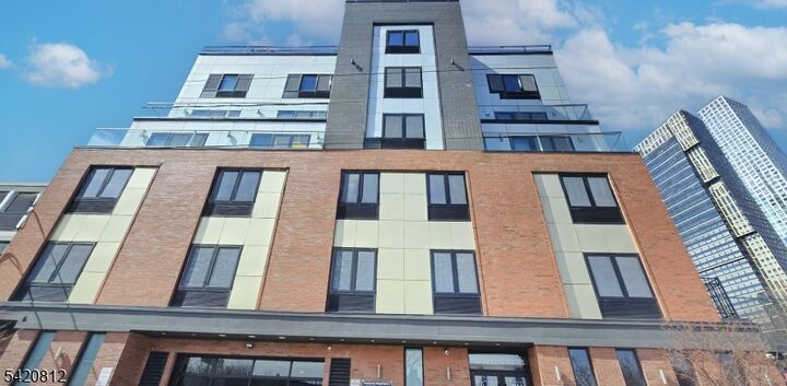 Property Photo: 211 Baldwin Ave 403 NJ 07306