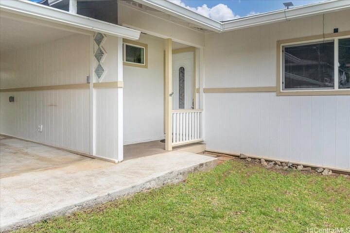 Property Photo:  44-761 Kaneohe Bay Drive  HI 96744 
